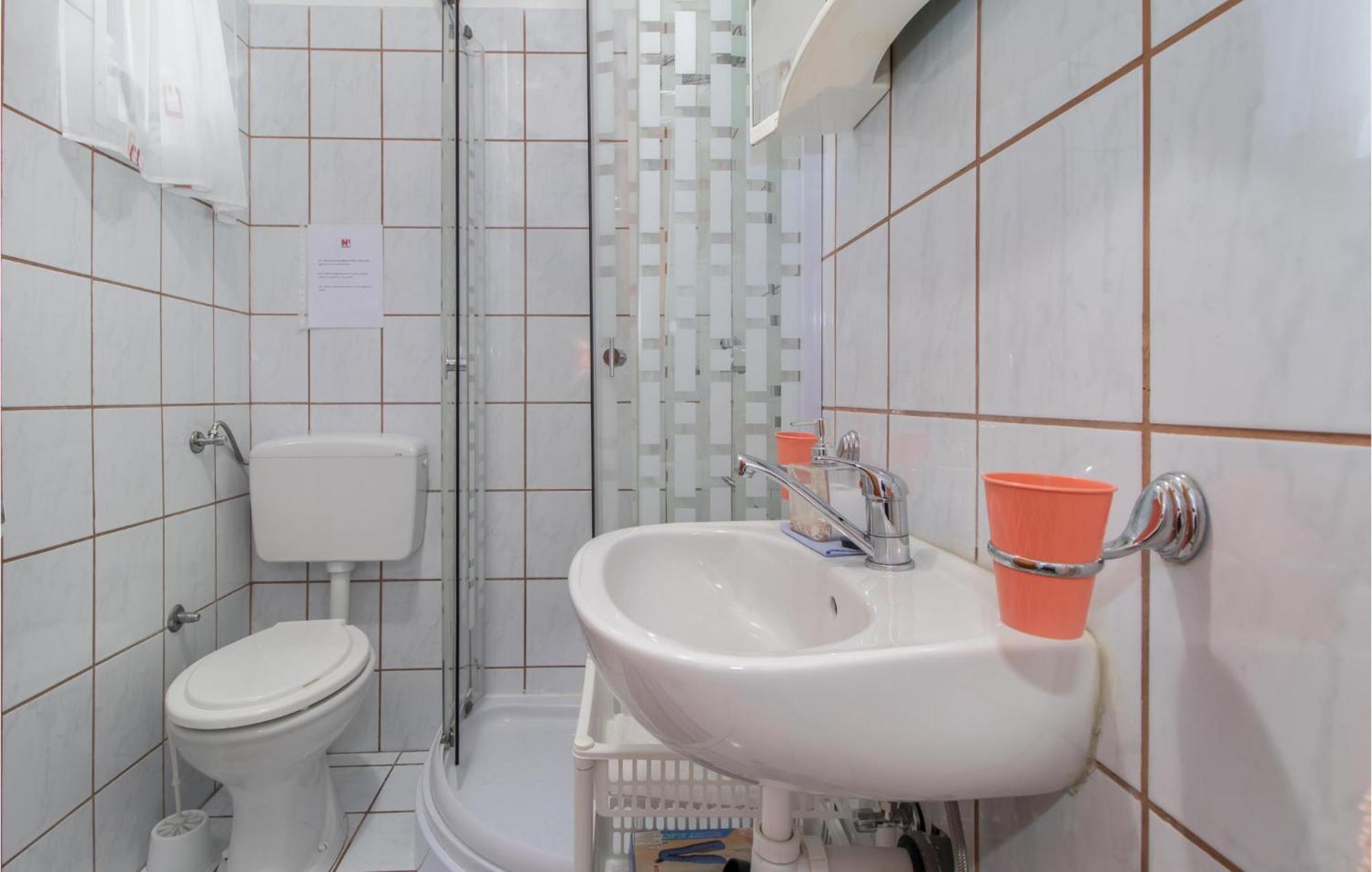 Nice Apartment In Smrika With Kitchen Esterno foto